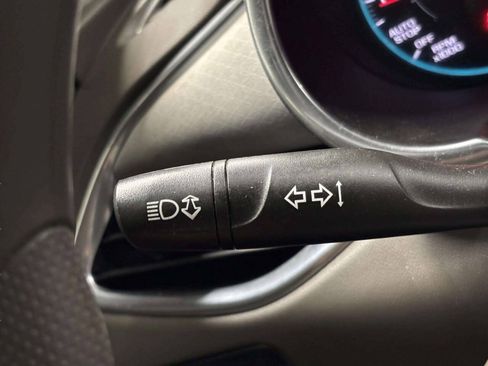 Used 2021 Chevrolet Malibu LT FWD image 33