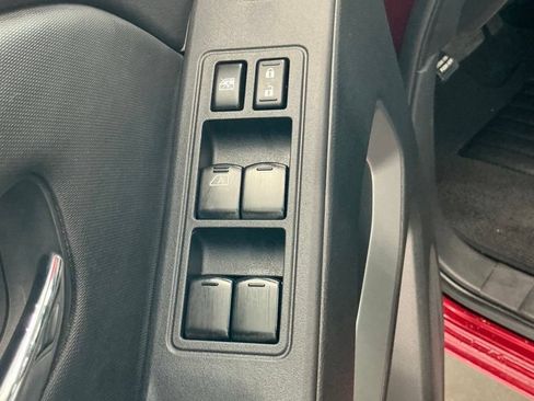 Used 2024 Nissan Frontier SV AWD/4WD image 20