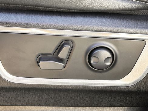 Certified 2022 RAM 1500 Laramie image 22