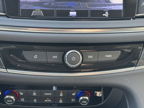 Used 2021 Buick Enclave Premium w/ Sun and Sites Package image 12