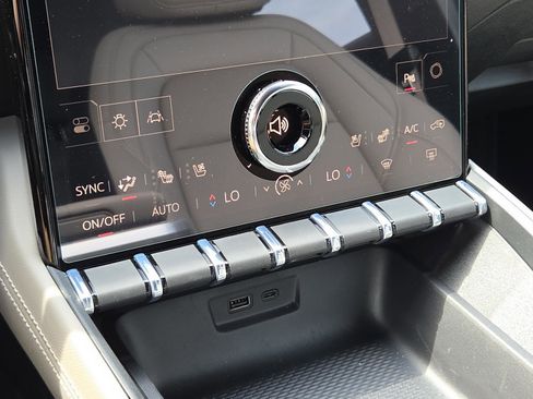 New 2026 GMC Terrain Elevation w/ Elevation Premium Package image 16