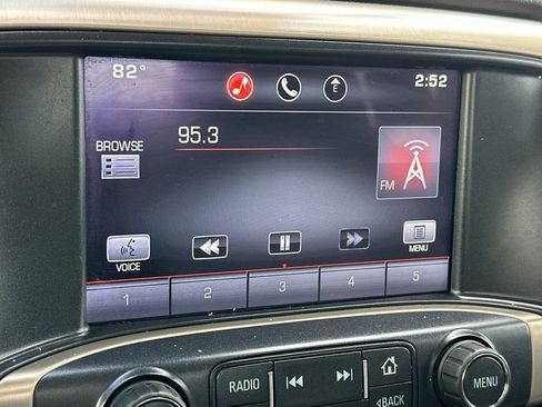 Used 2015 GMC Sierra 2500 Denali w/ Duramax Plus Package RWD image 16