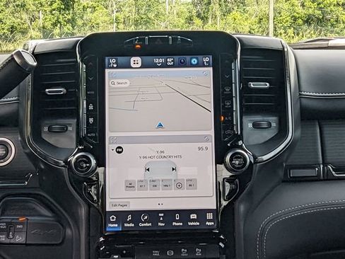 Used 2023 RAM 2500 Limited image 20