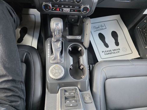 New 2025 Ford Bronco Outer Banks w/ Sasquatch Package image 20