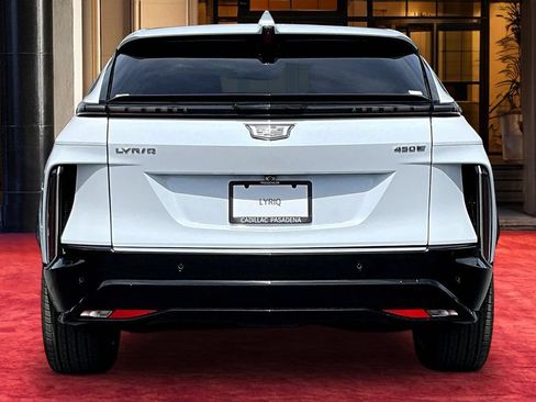 New 2026 Cadillac Lyriq Luxury w/ LPO, Floor Liner Package RWD image 5