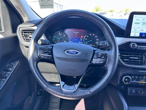 Used 2021 Ford Escape SEL image 12