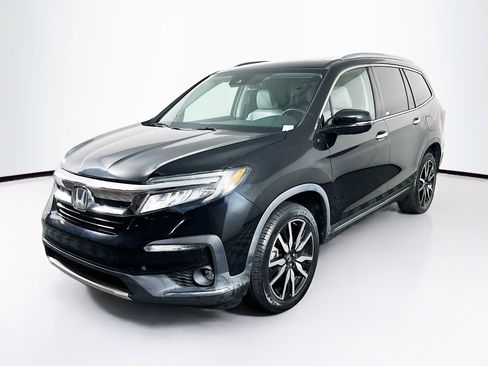 Used 2019 Honda Pilot Touring image 3