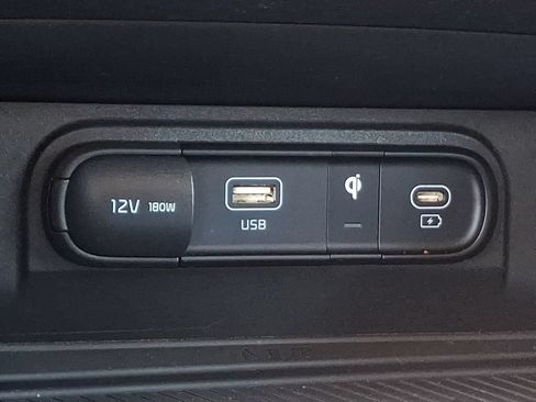Certified 2023 Kia Sportage EX FWD image 24