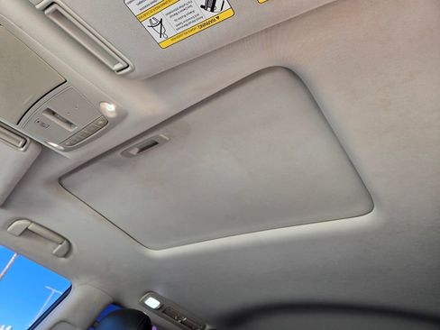 Used 2019 Nissan Armada SL w/ Premium Package image 12