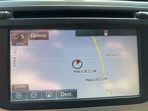 Used 2015 Toyota 4Runner Limited image 5