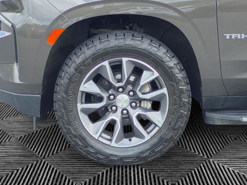 Used 2021 Chevrolet Tahoe LT w/ LT Signature Package AWD/4WD image 9