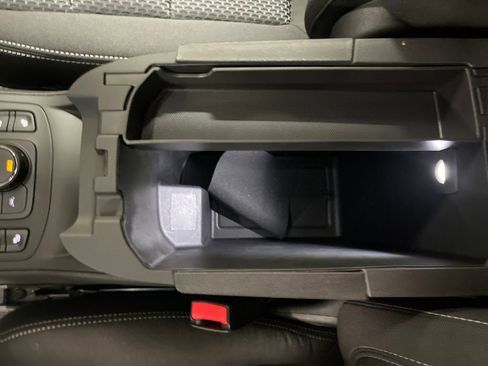 Certified 2024 GMC Terrain SLE w/ Driver Convenience Package image 25