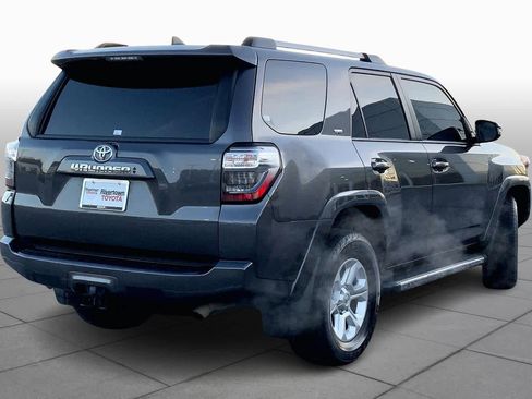 Used 2022 Toyota 4Runner SR5 Premium image 12