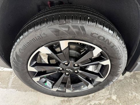 Used 2025 Chevrolet Equinox RS w/ Safety and Technology Package FWD image 51