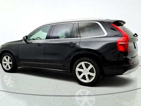 Used 2022 Volvo XC90 T5 Momentum AWD/4WD image 7
