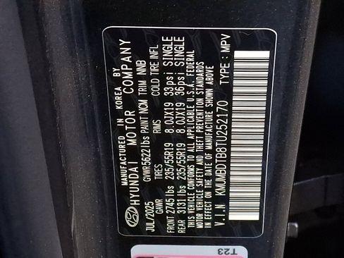 Certified 2026 Genesis GV70 2.5T Advanced image 27