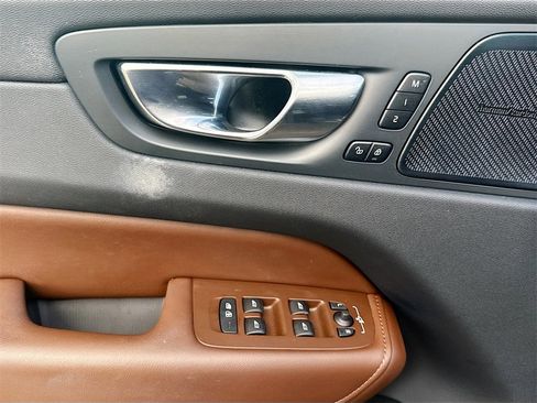 Used 2023 Volvo XC60 B5 Plus w/ Protection Package Premier image 19