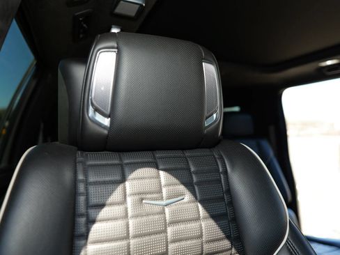 Used 2022 Cadillac Escalade ESV Sport Platinum AWD/4WD image 27