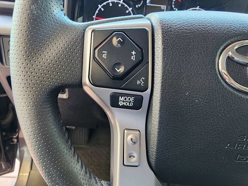 Used 2021 Toyota 4Runner SR5 Premium w/ Moonroof Package RWD image 21
