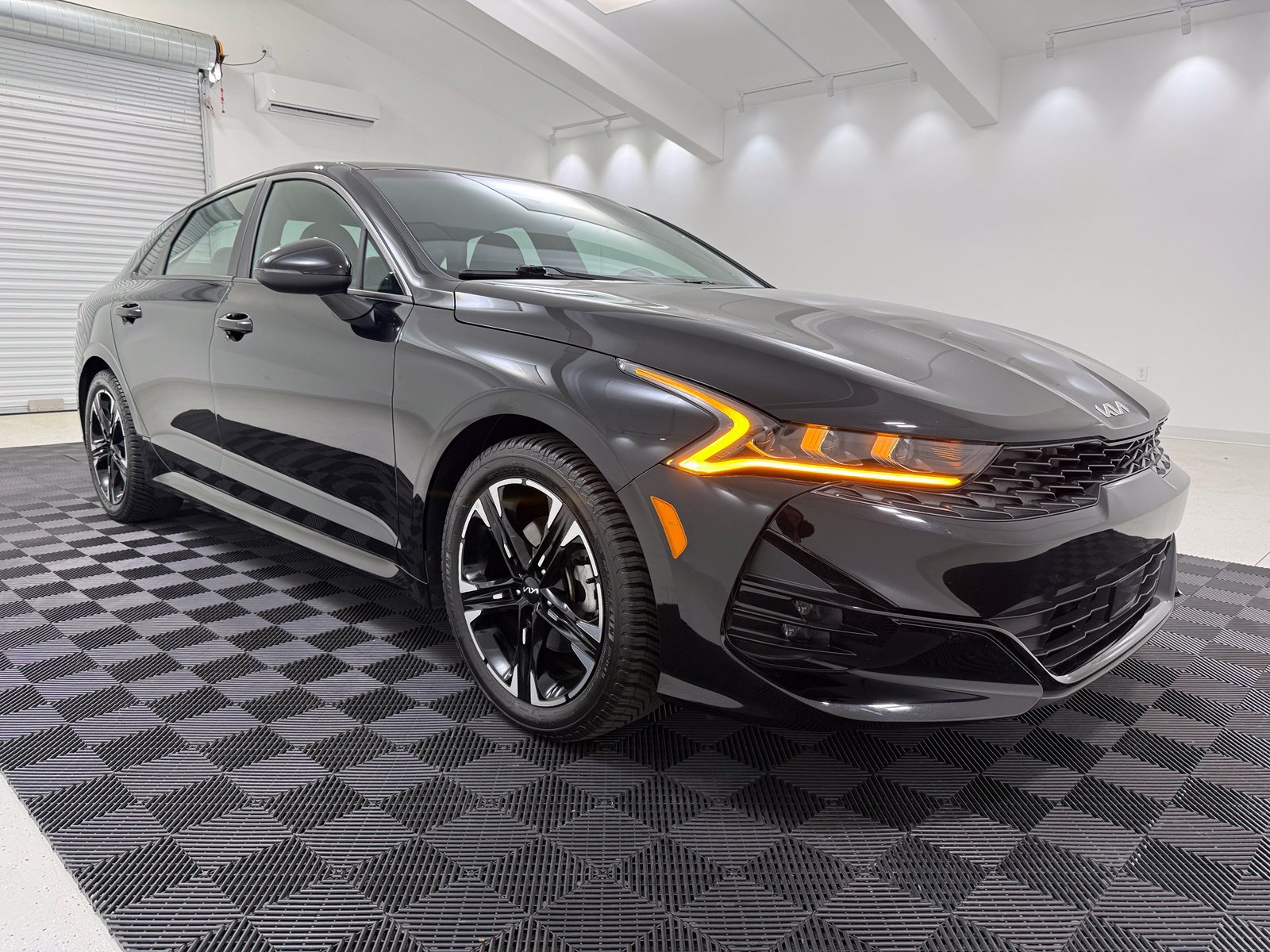 Used 2023 Kia K5 GT-Line w/ GT-Line Premium Package AWD/4WD image 1