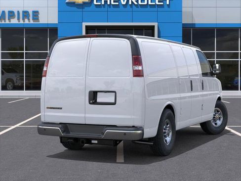 New 2025 Chevrolet Express 2500 w/ Chrome Appearance Package image 4