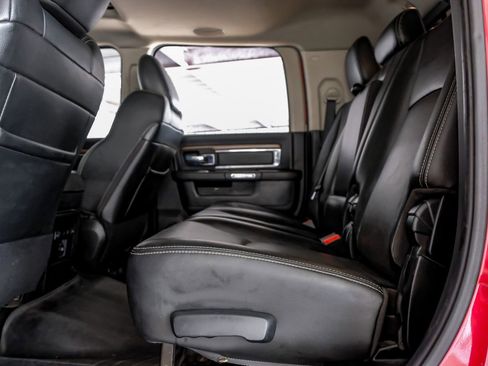Used 2014 RAM 2500 Laramie AWD/4WD image 36