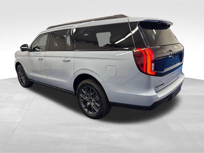 New 2027 Ford Expedition Max Platinum w/ Stealth Appearance Package