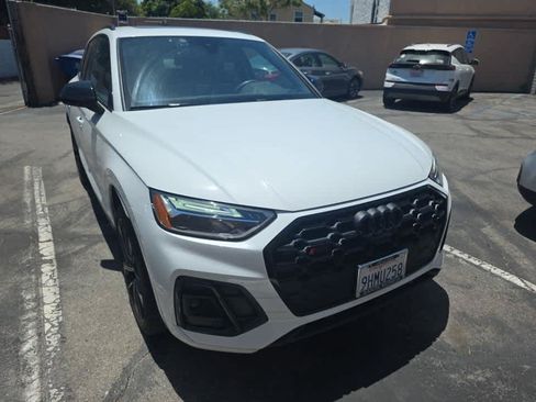 Used 2023 Audi SQ5 Premium Plus w/ Premium Plus Package AWD/4WD image 3