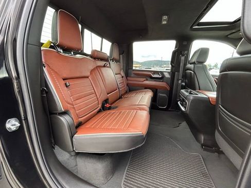 Used 2024 GMC Sierra 3500 Denali Ultimate AWD/4WD image 51