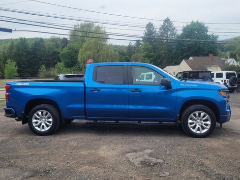 Used 2024 Chevrolet Silverado 1500 Custom AWD/4WD image 9