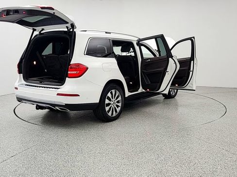 Used 2019 Mercedes-Benz GLS 450 4MATIC image 11
