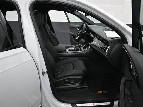 New 2026 Audi SQ7 Premium Plus image 14