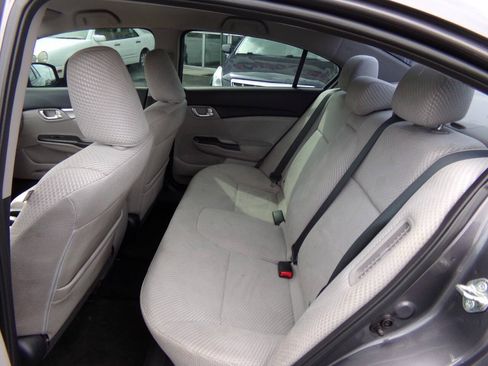 Used 2015 Honda Civic Hybrid Sedan image 10