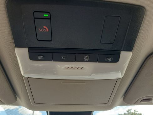 Used 2024 Nissan Altima 2.5 SR FWD image 22