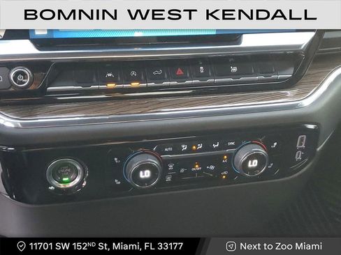 Used 2024 Chevrolet Silverado 1500 LT image 25