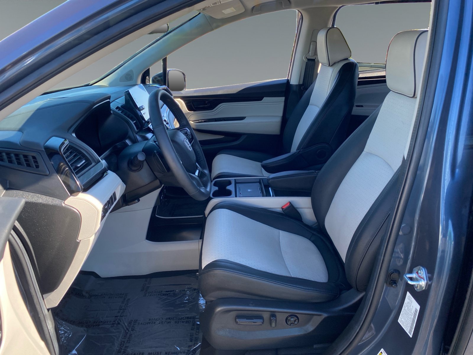 Used 2026 Honda Odyssey Elite image 9