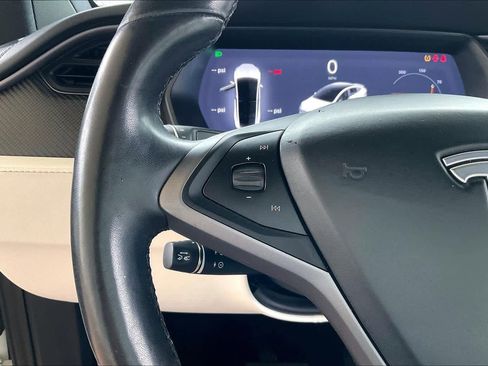 Used 2018 Tesla Model X 100D AWD/4WD image 21