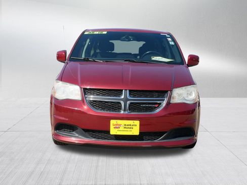 Used 2014 Dodge Grand Caravan SE FWD image 2