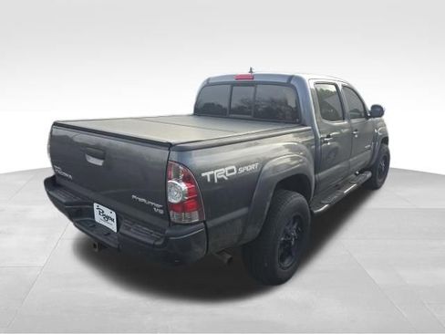 Used 2014 Toyota Tacoma PreRunner w/ TRD Sport Package image 6