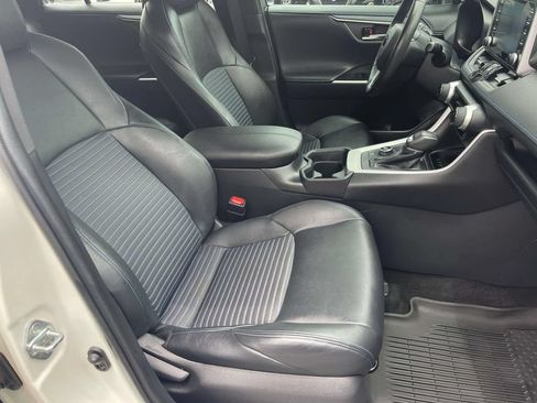 Used 2021 Toyota RAV4 XSE AWD/4WD image 33