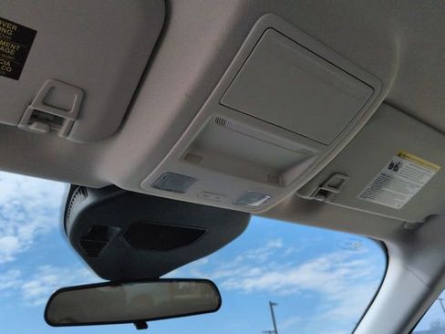 Certified 2023 Ford Escape Base image 24