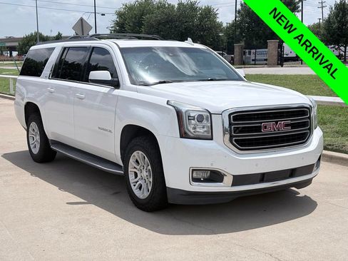 Used 2015 GMC Yukon XL SLT w/ Open Road Package AWD/4WD image 1