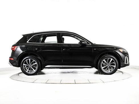 Certified 2023 Audi Q5 2.0T Premium Plus w/ Premium Plus Package image 4