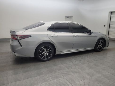 Used 2023 Toyota Camry SE FWD image 10