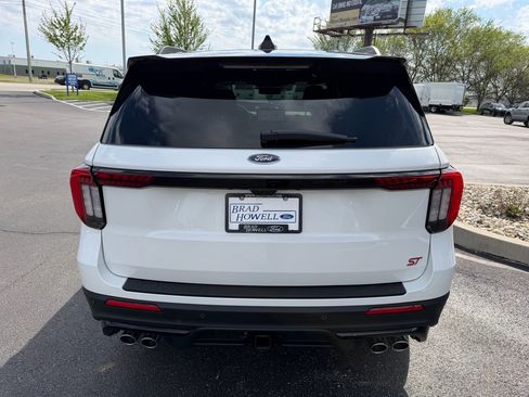 New 2026 Ford Explorer ST w/ Sun And Sound Package AWD/4WD image 7