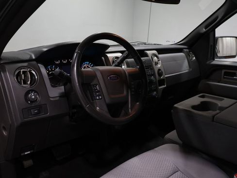 Used 2011 Ford F150 XLT w/ XLT Chrome Pkg image 18