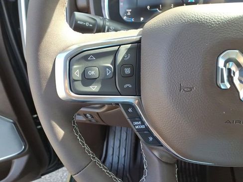 New 2026 RAM 1500 Laramie AWD/4WD image 19