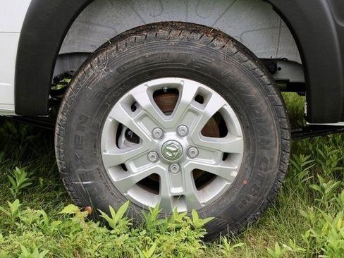 New 2024 RAM ProMaster 3500 w/ Quick Order Package 22G SLT image 10