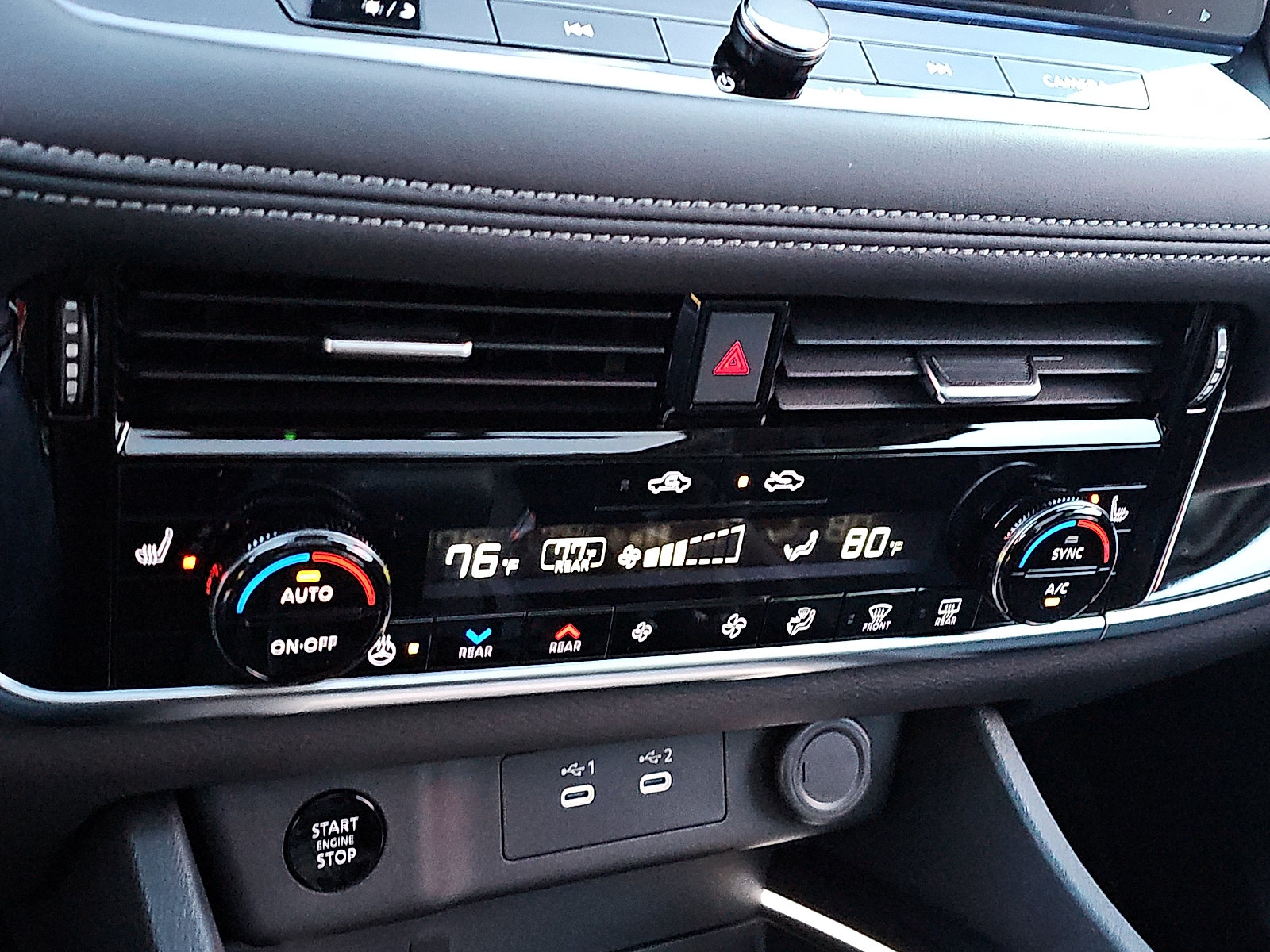 Certified 2025 Nissan Rogue SL w/ Tech Package AWD/4WD image 18