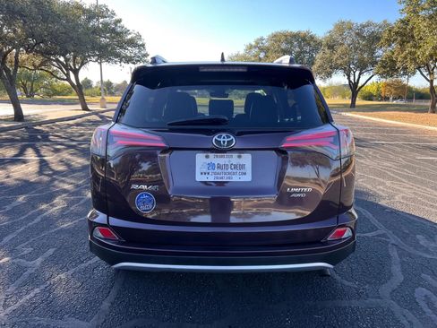 Used 2018 Toyota RAV4 Limited w/ All Weather Liner Package image 6